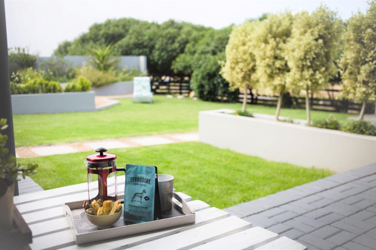 Three Feathers Cottages Langebaan Bagian luar foto