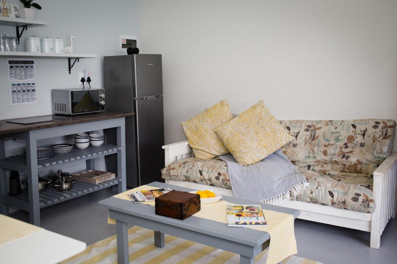 Three Feathers Cottages Langebaan Bagian luar foto