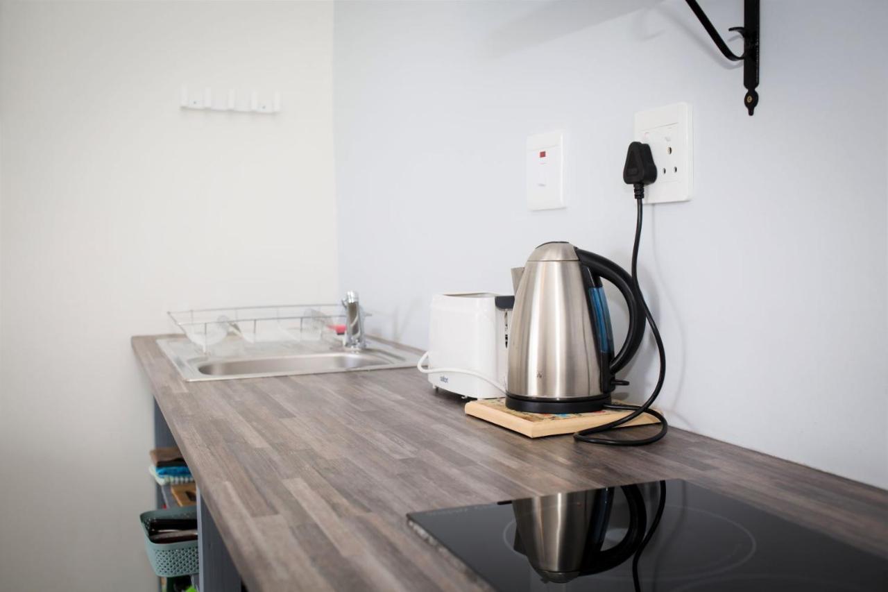 Three Feathers Cottages Langebaan Bagian luar foto