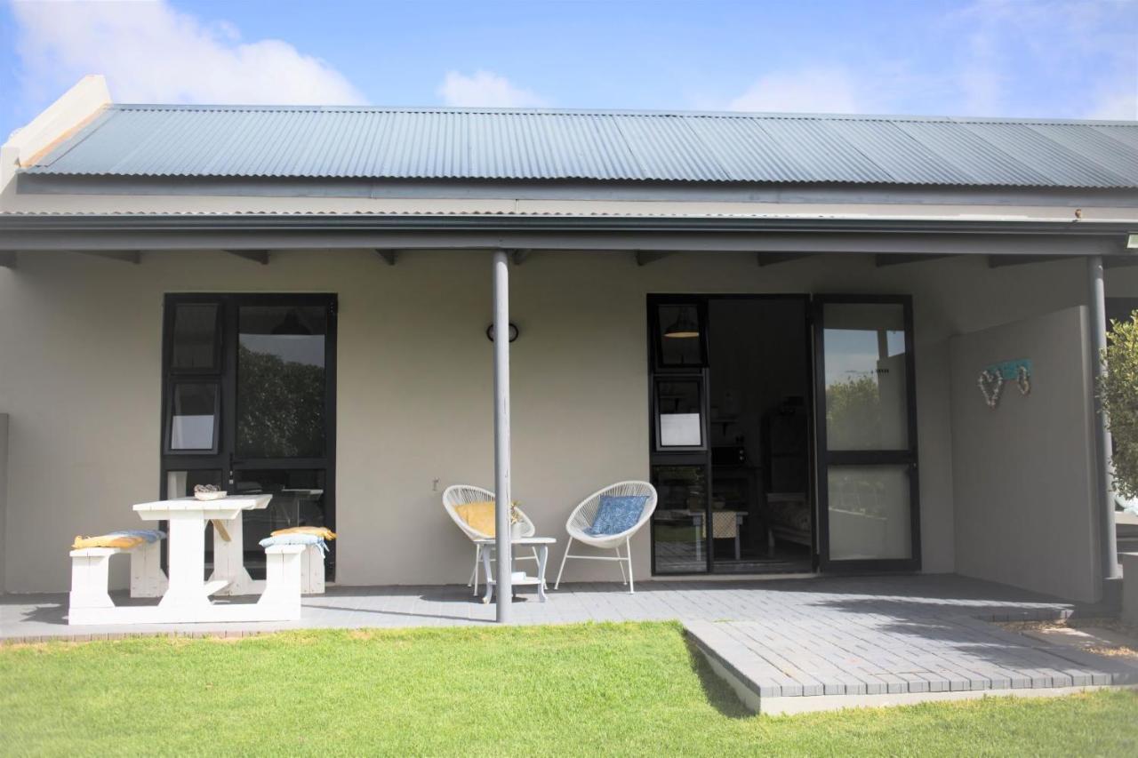 Three Feathers Cottages Langebaan Bagian luar foto